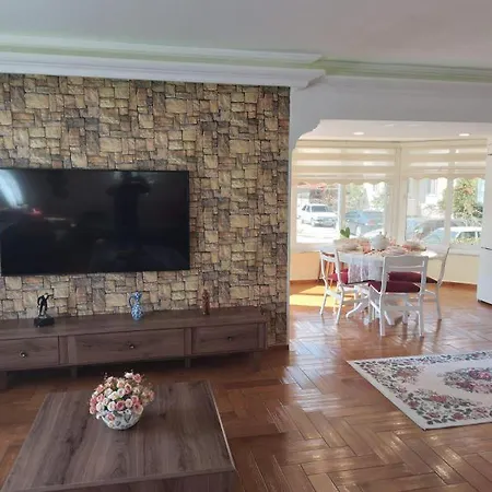 Villa Sakli Bahce *